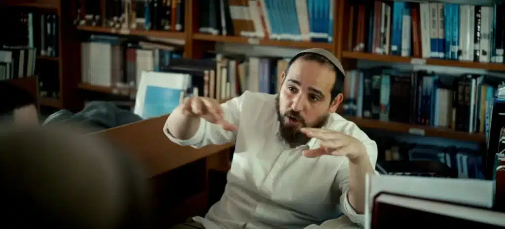 Telem Master.00_01_04_04.Still005